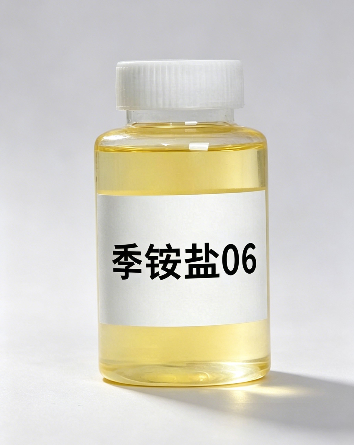 季铵盐 Quaternary Ammonium Salts 产品图 - 无色至浅黄液体实拍